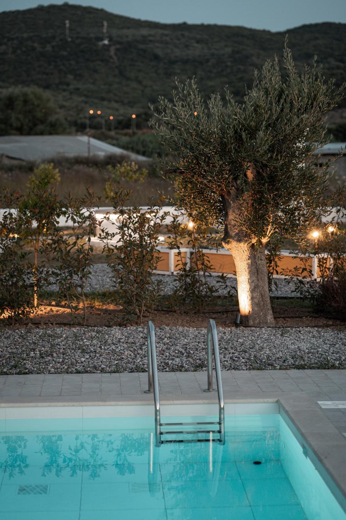 Trinity Design Suites Valanidorachi Εξωτερικό φωτογραφία
