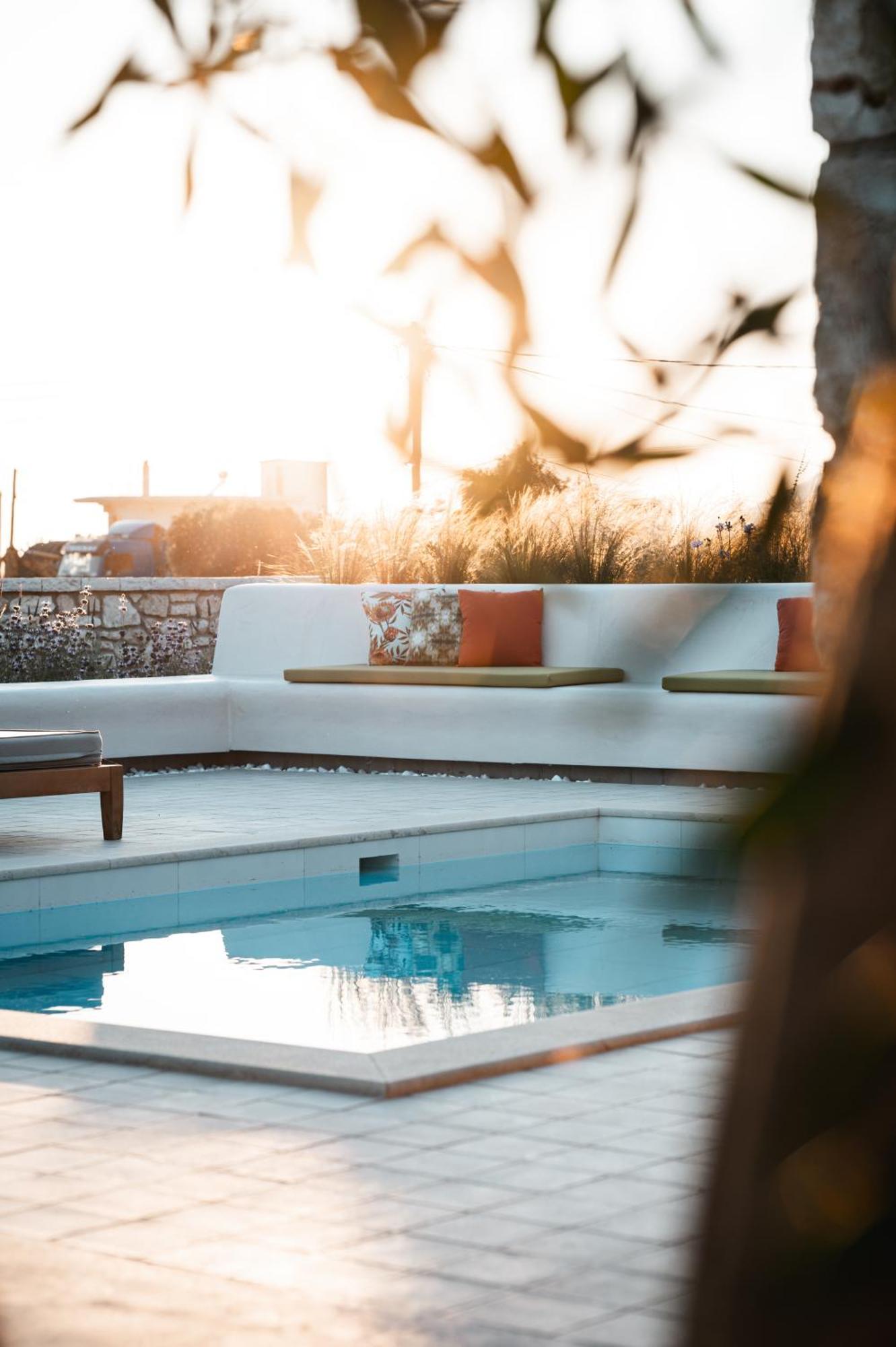 Trinity Design Suites Valanidorachi Εξωτερικό φωτογραφία